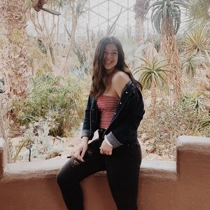 Meet your Posher, Lexi